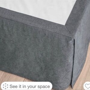 New Casaluna linen blend bed skirt gray  size queen 15-in drop  decor bedding